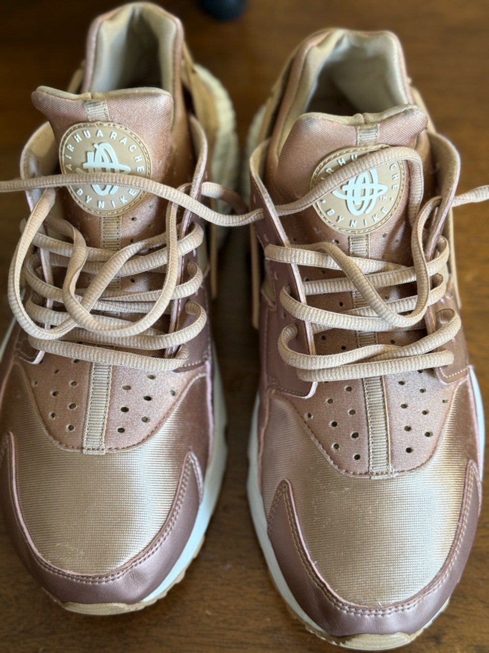 Nike Air Huarache Run Premium 'Bronze' size 10 ladies - Picture 7 of 9